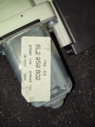 MOTOR ELEVALUNAS DELANTERO IZQUIERDO SEAT IBIZA (