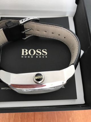 Reloj Hugo Boss Rectangular Elegante Vintage