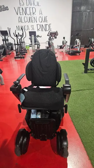 Adaptación respaldo para WHILL Model C2