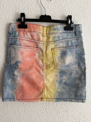• Falda vaquera tie-dye multicolor, M