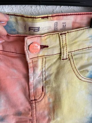 • Falda vaquera tie-dye multicolor, M