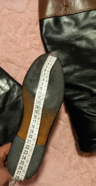 Botas altas Zara piel negra y marrón