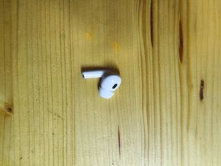 Auriculares inalámbricos blancos