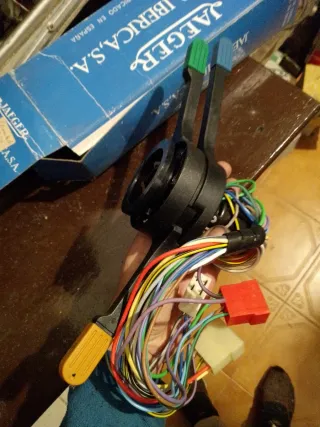 Conmutador/piña luces Seat 127