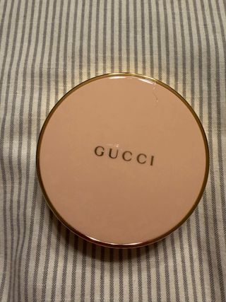Gucci Polvo Matificante Beige