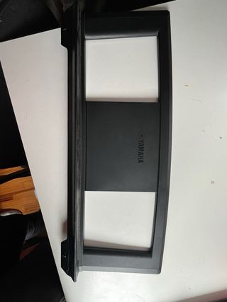 Teclado Yamaha YPT-220