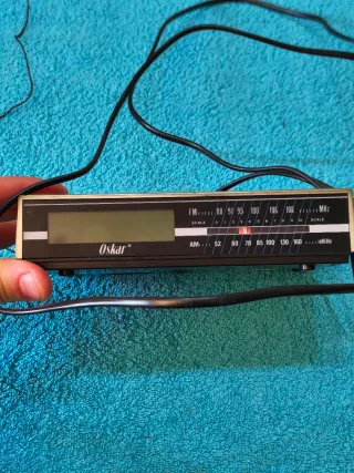 Radio despertador Oskar.