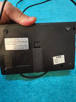 Radio despertador Oskar.