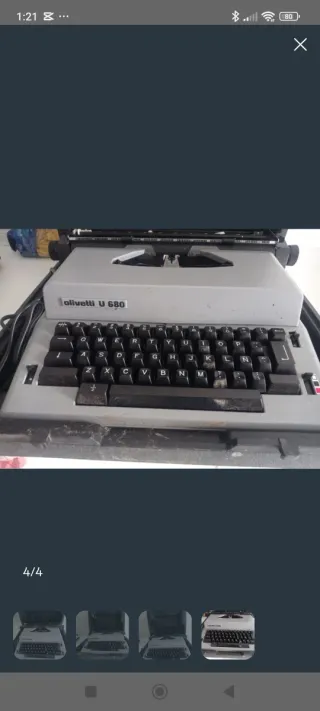 Máquina de escribir Olivetti U680