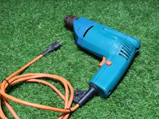 Taladro Percutor Black & Decker