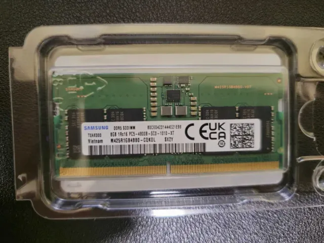 Módulo de memoria RAM Samsung DDR5 SODIMM de 8GB