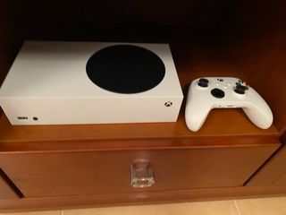 Xbox Series S 512 GB Bianca 2 controller