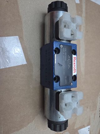 Elettrovalvola Rexroth NG6 / Cetop 3 4WE6H/EG24N9K4