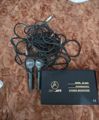 Todos Micrófonos par 25 euro