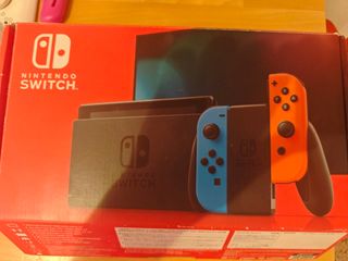 Nintendo Switch Mariko V2 + 4 Joy-Con