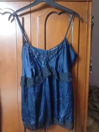 Camiseta casual azul de tirantes muy elegante