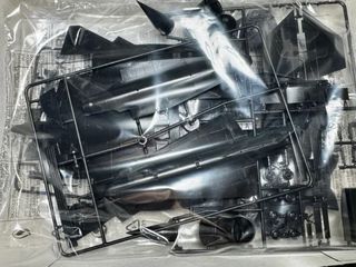 Maqueta Lockheed Martin SR-71 Blackbird + Drone