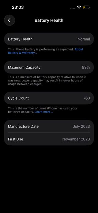 iPhone 15 Batería 89%