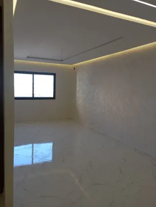 Pladur y pentura con décoration