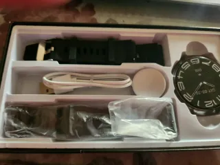 Reloj Inteligente Negro y Plateado