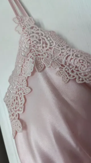 Camisón satén y encaje Talla S-M