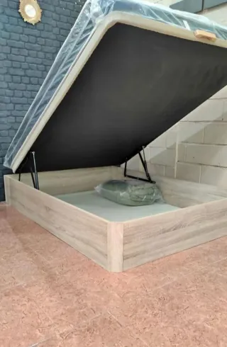 Canapé abatible y colchón