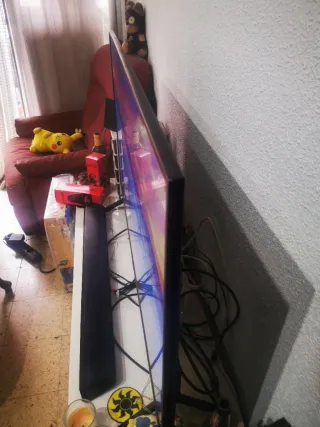 Samsung 49 TV 4K Usada con Manchas