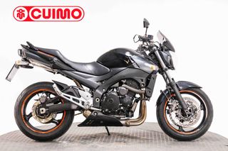 SUZUKI GSR 600