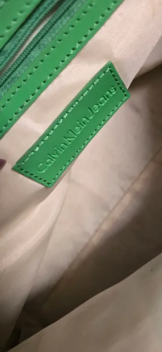 Bolso Tote Calvin Klein Verde Charol