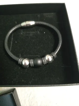 Pulsera de cuero trenzado para hombre 40€ las 2