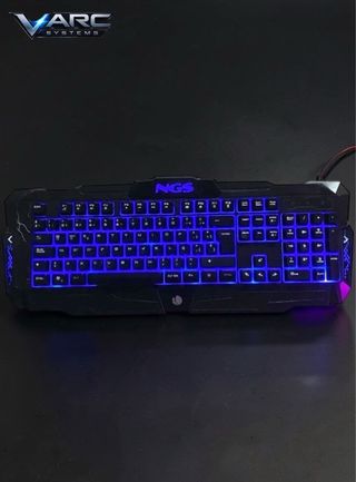 Teclado NGS RGB Iluminado Casi Nuevo
