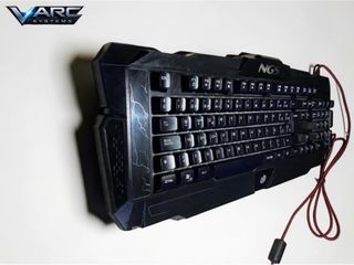 Teclado NGS RGB Iluminado Casi Nuevo