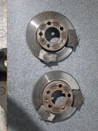 Discos y pastillas freno Seat Leon 1