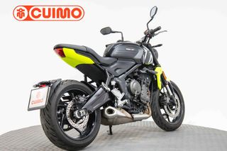 TRIUMPH TRIDENT 660