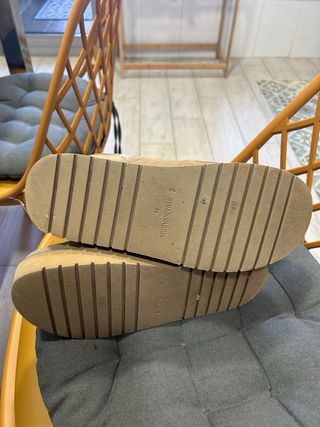 Botines de pelo chica beige