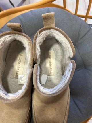 Botines de pelo chica beige