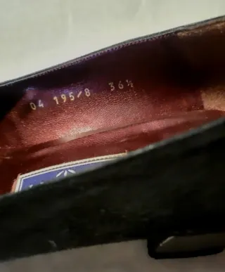 Zapatos de tacón Magrit negros