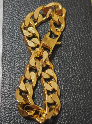 Pulsera Figaro Chapada Oro 18k Cierre Moderno