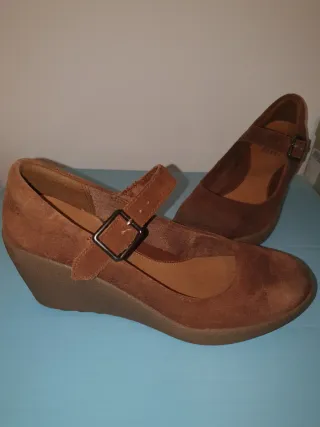 Zapatos de varias marcas. Tallas 37-38. Como nuevo