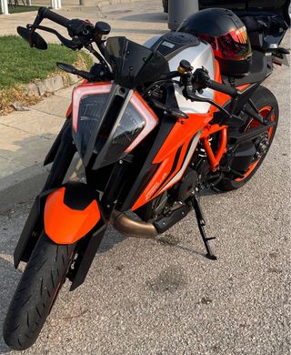 KTM 1290 Super Duke Naranja