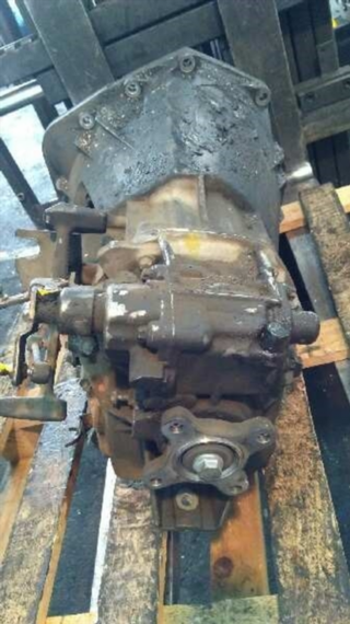 CAJA CAMBIOS MERCEDES SPRINTER 02.00 -> CAJA CERR