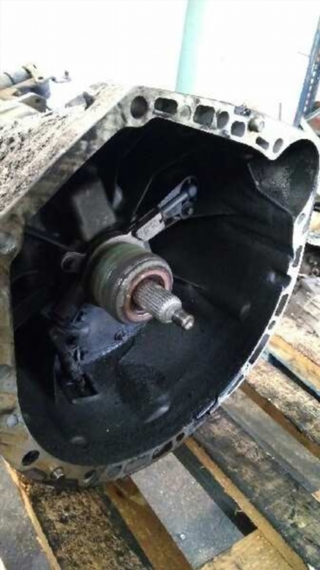 CAJA CAMBIOS MERCEDES SPRINTER 02.00 -> CAJA CERR