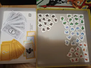 Juego Monopoly Junior Hasbro