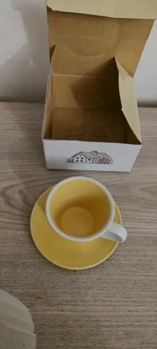 Tazzina Mulino Bianco con mulino e galline