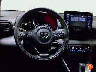 Toyota Yaris 1.5 120H Business Plus