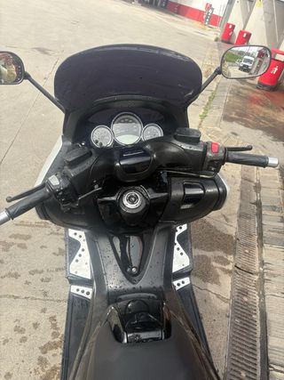Yamaha TMAX 500 Maxi Scooter