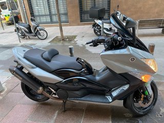 Yamaha TMAX 500 Maxi Scooter