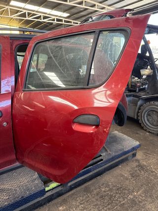PUERTA TRASERA IZQUIERDA DACIA SANDERO II