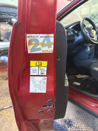 PUERTA DELANTERA IZQUIERDA DACIA SANDERO II