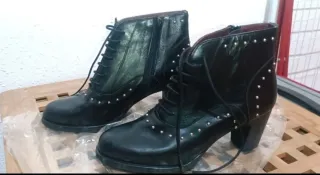 Botines de piel negros tacón cremallera y cordones